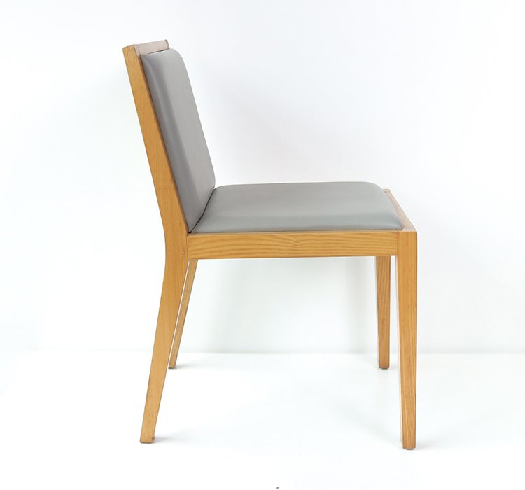 Dubai Hotel Popular Light Oak Solid Wood Dining Chair With Armrest - Image 4